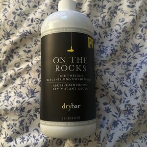 Dry bar on the rocks conditioner